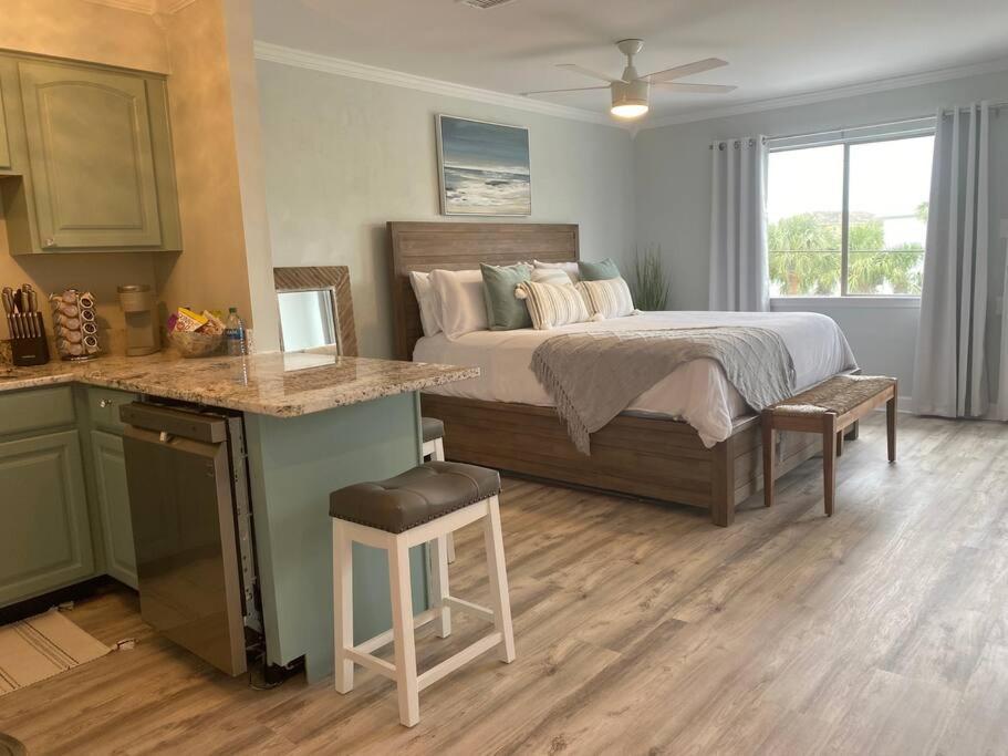 Destin Bliss! Your Dream Studio Condo On Holiday Isle! Kültér fotó